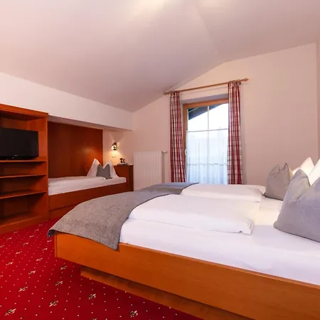 Gaestehaus Pilz بيت ضيافة