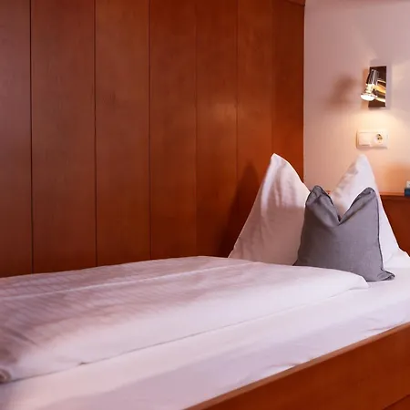 Pensjonat Gaestehaus Pilz 3*