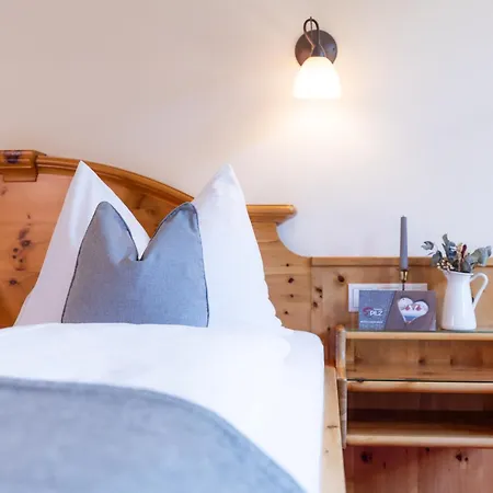 ゲストハウス Gaestehaus Pilz