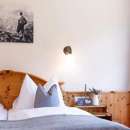 Gaestehaus Pilz Guest house 3*