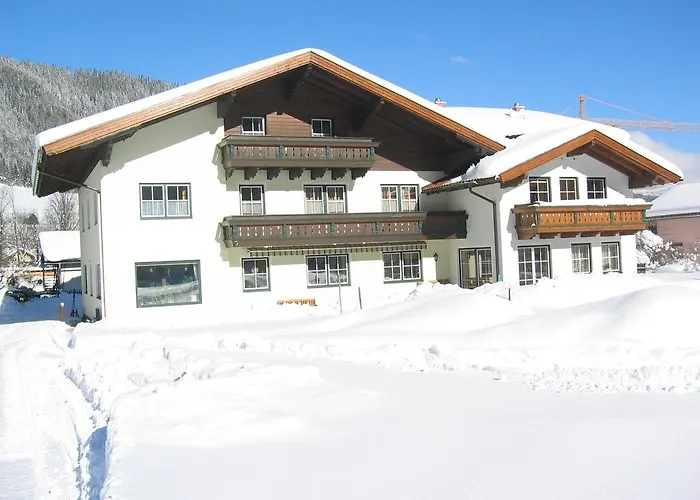 Gaestehaus Pilz 斯拉德明